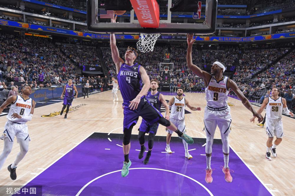 尤其是在季 尤其是在季