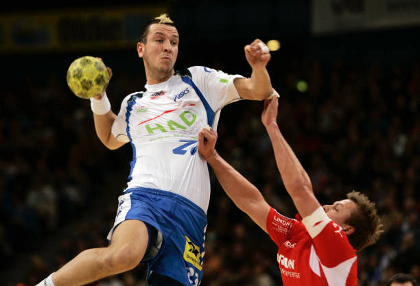 声中完成一 声中完成一