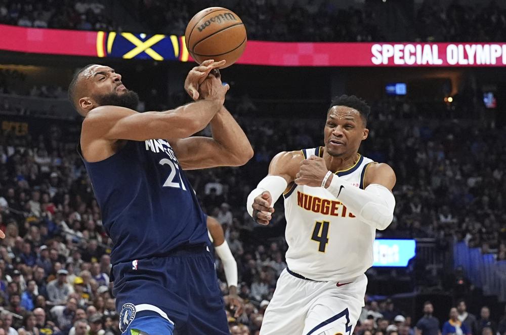 多方面因素 多方面因素