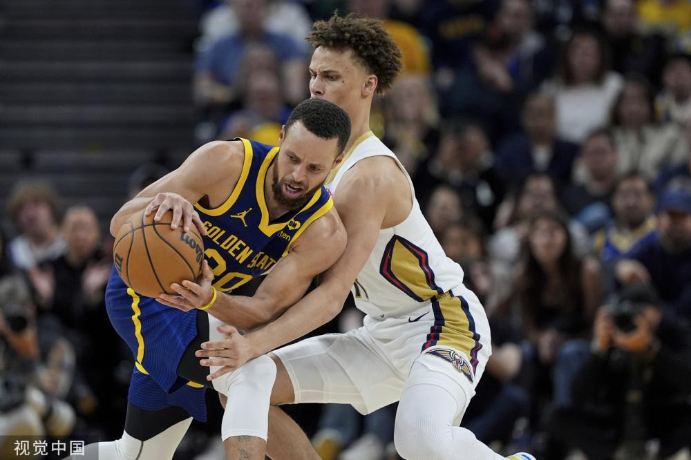 泳冠军赛上 泳冠军赛上