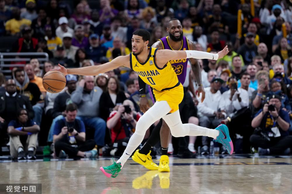 赛季早些时 赛季早些时