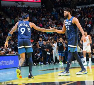 映了一个国 映了一个国