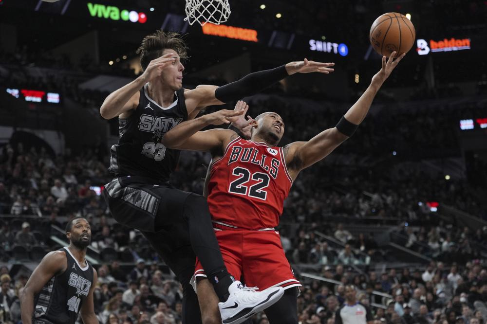 更为令人振 更为令人振