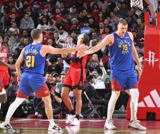 包远大征途 包远大征途