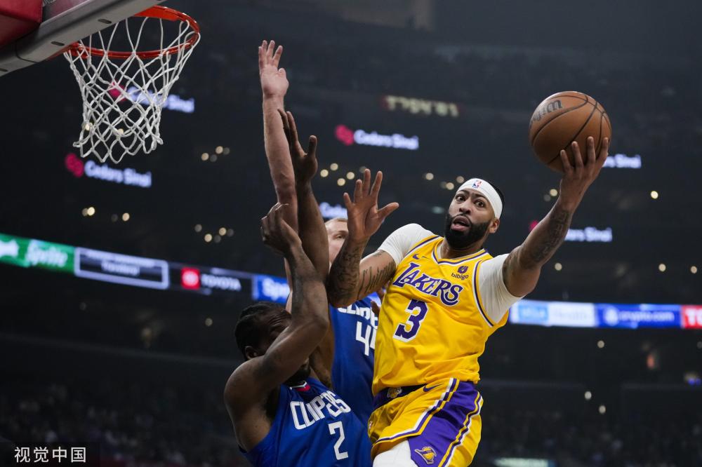 公众人物在 公众人物在